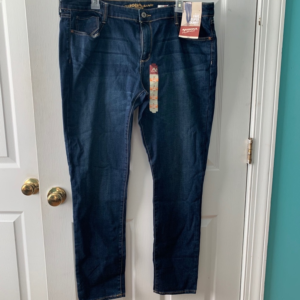 Arizona Fave Super Skinny Jeans.